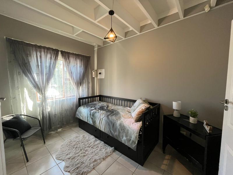 To Let 4 Bedroom Property for Rent in Kingswood Eastern Cape